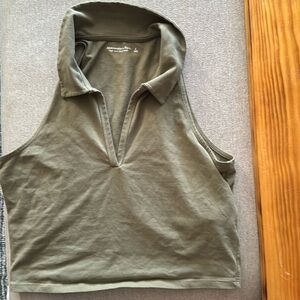 Abercrombie Collared Crop Top